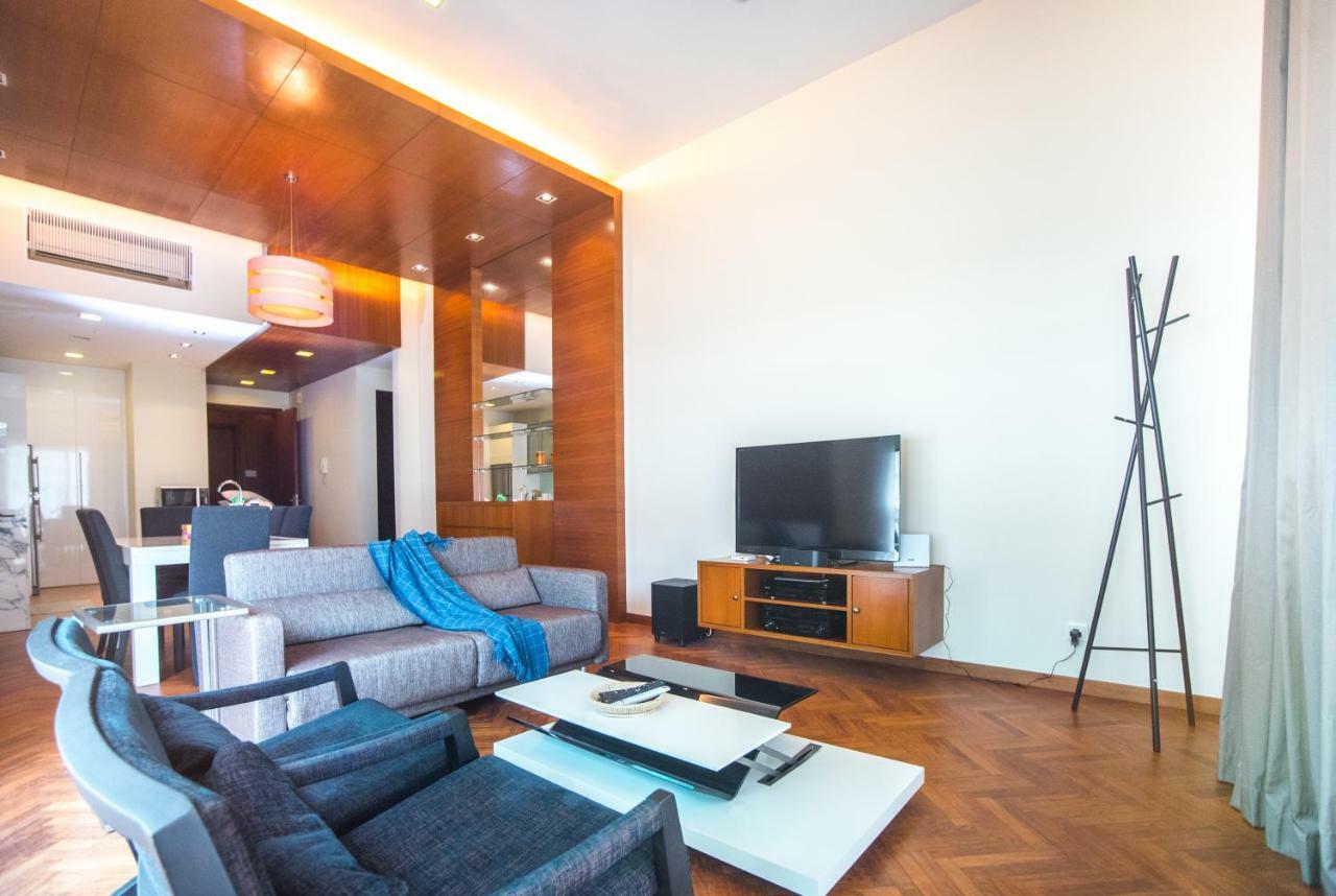 The Suites At Waterside Straits Quay By Plush Bagan Jermal Rum bild